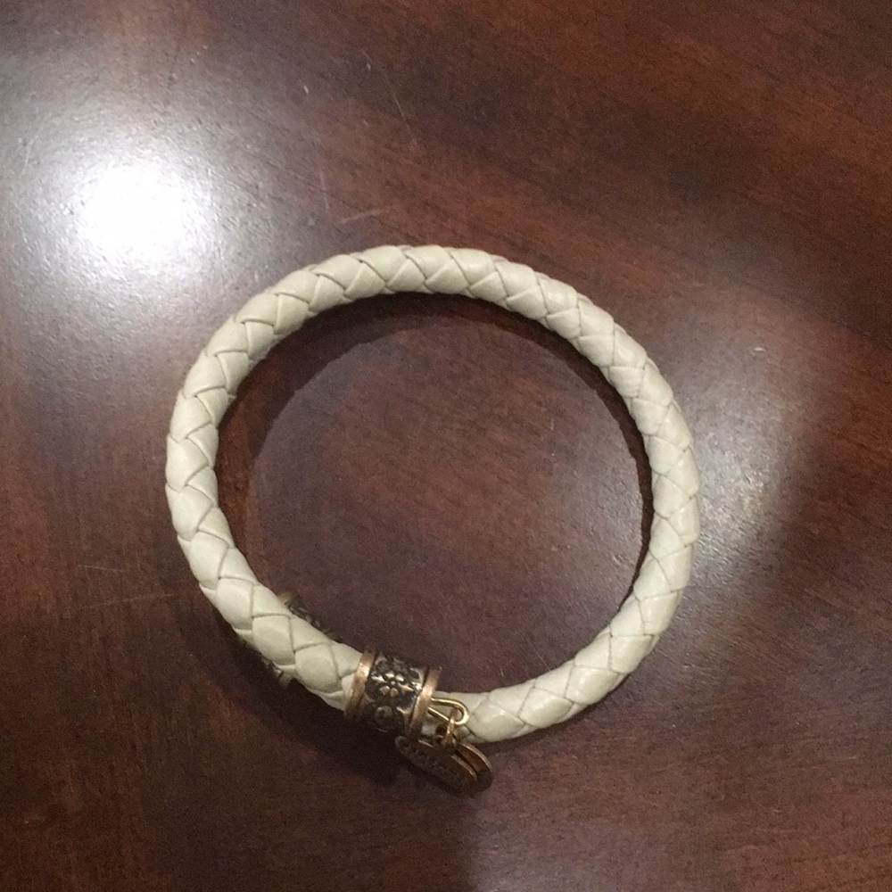 Leather bracelet